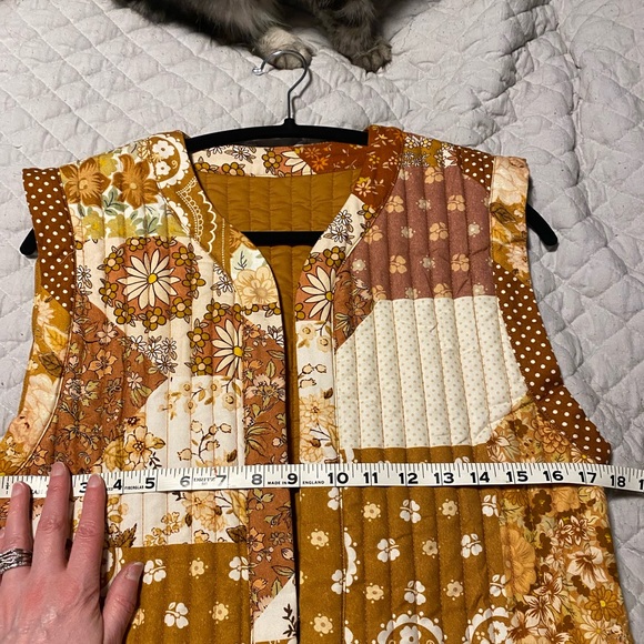 Spell Cha Cha Quilted Vest Small - Picture 9 of 10